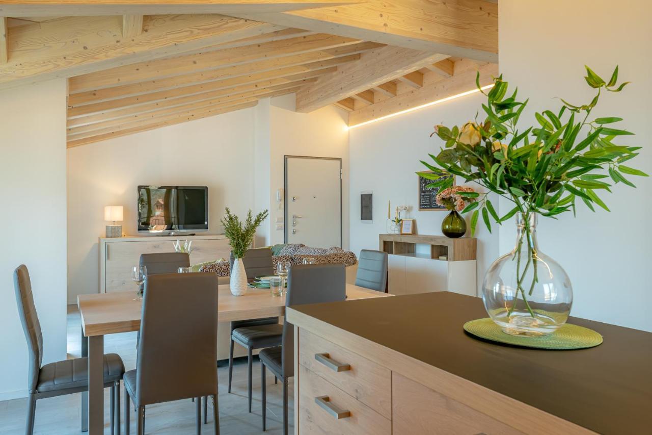 Classy Apartment Wifi, Parking & Stunning View! Acquaseria Extérieur photo